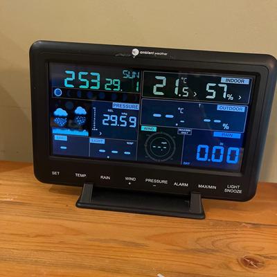 Ambient Weather Solar Powered Wireless Weather Station (DR-MG)