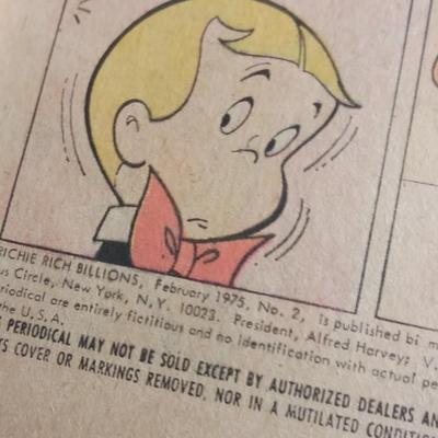 LOT 134 OLD RICHIE RICH COMIC BOOK