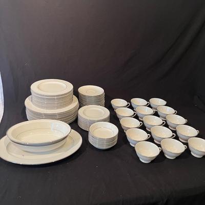 Pickard Brocade Pattern China Set 8+Person & Extras (O-MG)