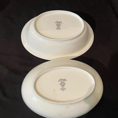Pickard Brocade Pattern China Set 8+Person & Extras (O-MG)