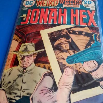 LOT 140 JONAH HEX COMIC BOOK