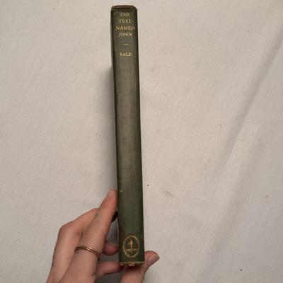 Rare Books: Frances Hodgson Burnett, Thomas Wolfe, John Sale, & Maurice O’Sullivan (D-DZ)