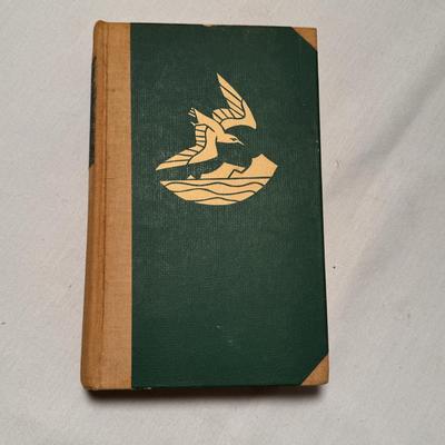 Rare Books: Frances Hodgson Burnett, Thomas Wolfe, John Sale, & Maurice O’Sullivan (D-DZ)