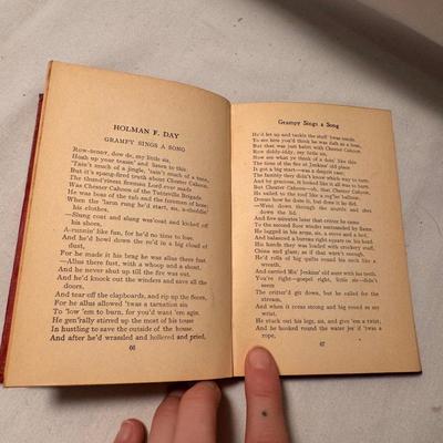 Vintage and Current Poetry Books (D-DZ)