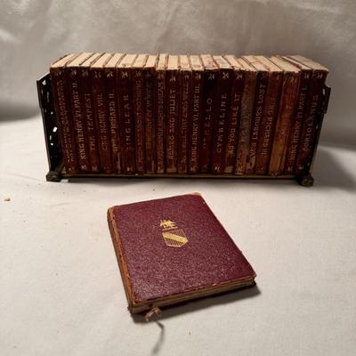 Antique Shakespeare Books (D-DZ)