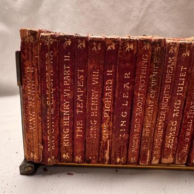 Antique Shakespeare Books (D-DZ)