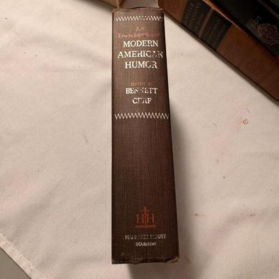 The Artistic Crafts Series of Technical Handbooks - Writing & Illuminating & Lettering and Other Vintage Books (D-DZ)