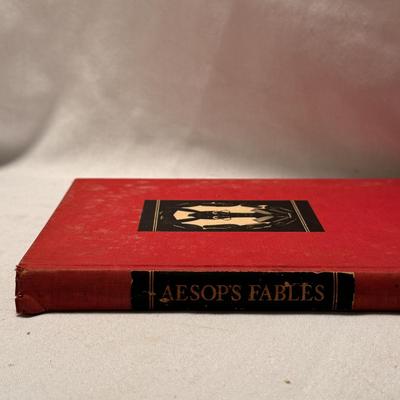 Antique Children’s Books Including The Peter Pan Picture Book, 1907 (D-DZ)