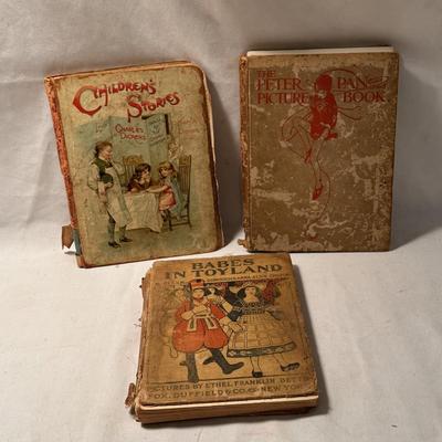 Antique Children’s Books Including The Peter Pan Picture Book, 1907 (D-DZ)