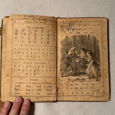 Antique Children’s Books Including The Peter Pan Picture Book, 1907 (D-DZ)
