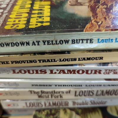 Vintage Western Paperback Books Zane Grey's Louis Lamour Lot C