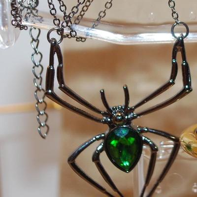 JEWELRY SET Includes Green Belly Spider Earrings (1" x ½") with Wire Hook; ADJUSTABLE Size 7 Ring & PENDANT (3¼" x...