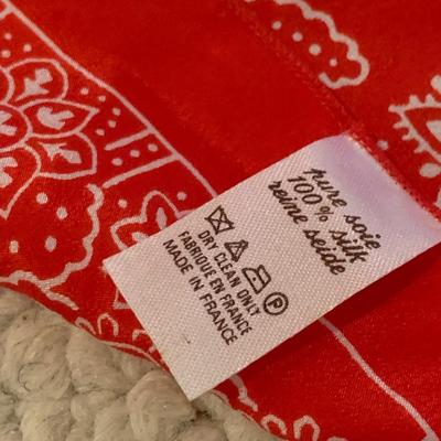 Silk Scarves, Fur Collars, Gloves, & Pantyhose (MB-HS)