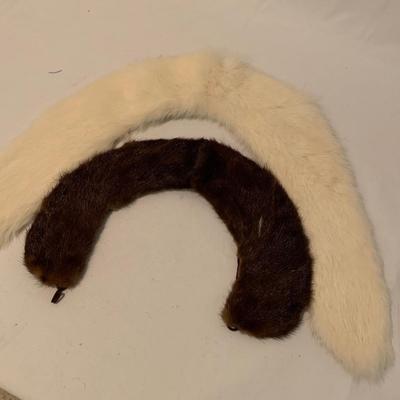 Silk Scarves, Fur Collars, Gloves, & Pantyhose (MB-HS)