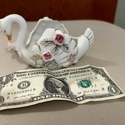Vintage China Swan with Roses