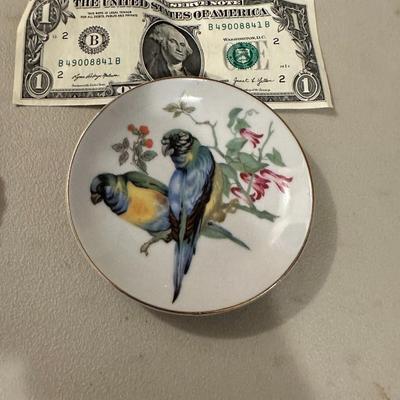 Pair (Set of 2) Gold Trim Fine Porcelain Duo Bird Mini Plate Japan Diameter 4"