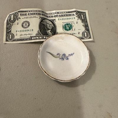 Lot of Saucers