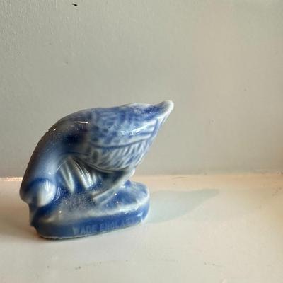Minature Wade Whimsies Porcelain Figurines -England Blue Goose