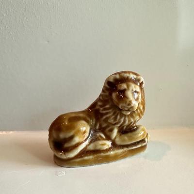 Minature Wade Whimsies Porcelain Figurines -Lion