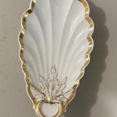 Vintage Scalloped Shell Shape Relish/Trinket Dish 8 Inch