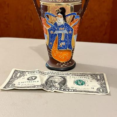 Vintage Japanese Satsuma Moriage 5" Geisha Portrait Vase