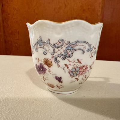 Vintage Rare Miniature Ruffle Edge Tea cup Gold Rim