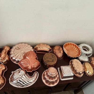 Lot Copper Village Molds