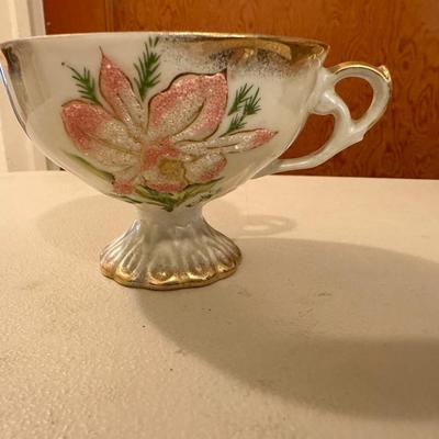 Norcrest Japan beaded coraline teacup gold trim