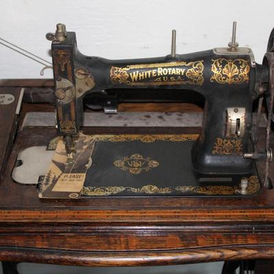 Antique 1913 White Sewing Machine