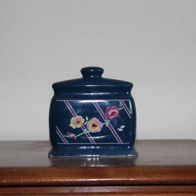 VINTAGE SARMA STUDIOS LATTICE ROSE NAPKIN HOLDER