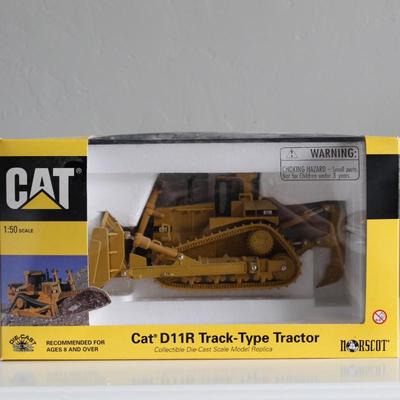CAT D11R Track-Type Tractor
