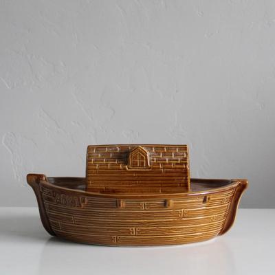 WADE of England Noah’s Ark Brown Ceramic ~ Ark only ~ No Animals