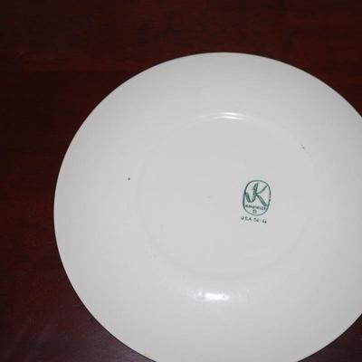 Cunningham & Pickett: SPRING VIOLET - LUNCHEON PLATE 8 1/8