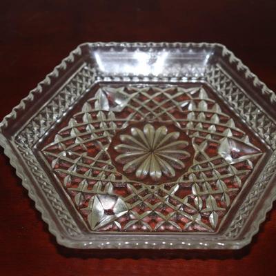 1960's Anchor Hocking WEXFORD 3-Toed Hexagon Shaped Dish