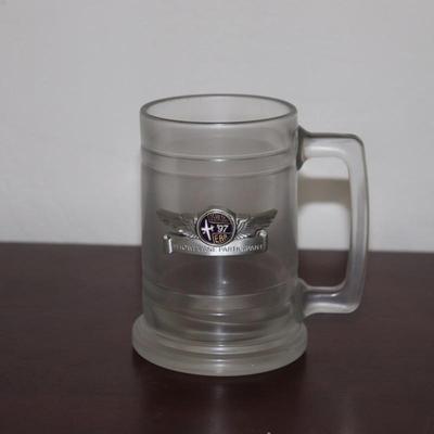 Oshkosh EAA Showplane Participant Glass Stein Mug Pewter Emblem 1993
