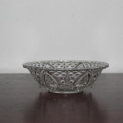 Lot of crystal and glass bowls
