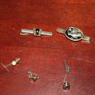Lot of Tie clips