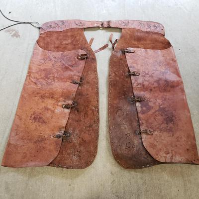 Unique Leather Chaps (G-KD)