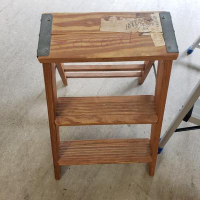 Wood and Kobalt Step Ladders (G-KD)