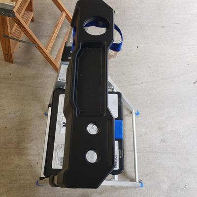 Wood and Kobalt Step Ladders (G-KD)