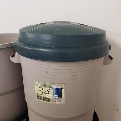 Four 34 Gallon Trash Cans (G-KD)