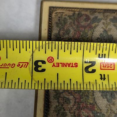 Vintage Rex Fifth Avenue Tapestry Compact