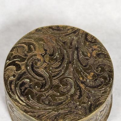 Vintage Petite Gold Tone Floral Pill/Trinket Box
