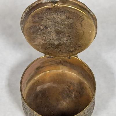 Vintage Petite Gold Tone Floral Pill/Trinket Box