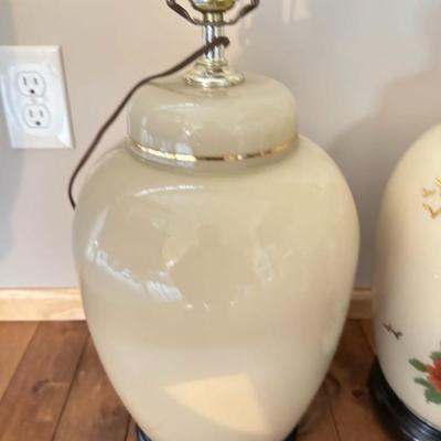 Pair of Vintage Lamp Hand Painted Chinoiserie Table Lamp / Lighting / Vintage Home Decoration-local pickup and shipping available