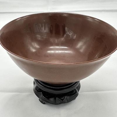 Chinese vintage porcelain bowl with six characters mark