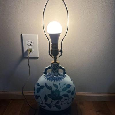 Chinese Vintage Vase Lamp-local pickup and shipping available