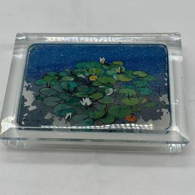 Chinese Vintage Glass Box Inside Painted Lotus Flowers