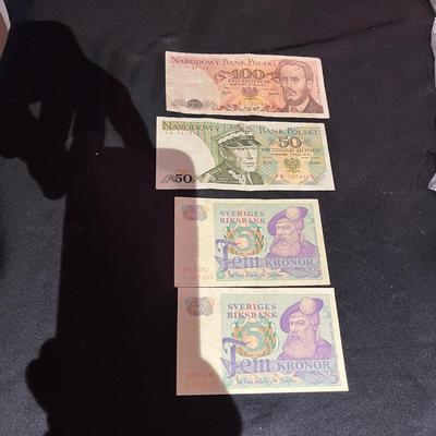 Foreign Coins & Currency (LR-MG)