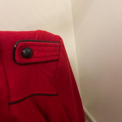 Guess Coat & More Ladies Outerware (HC-MG)